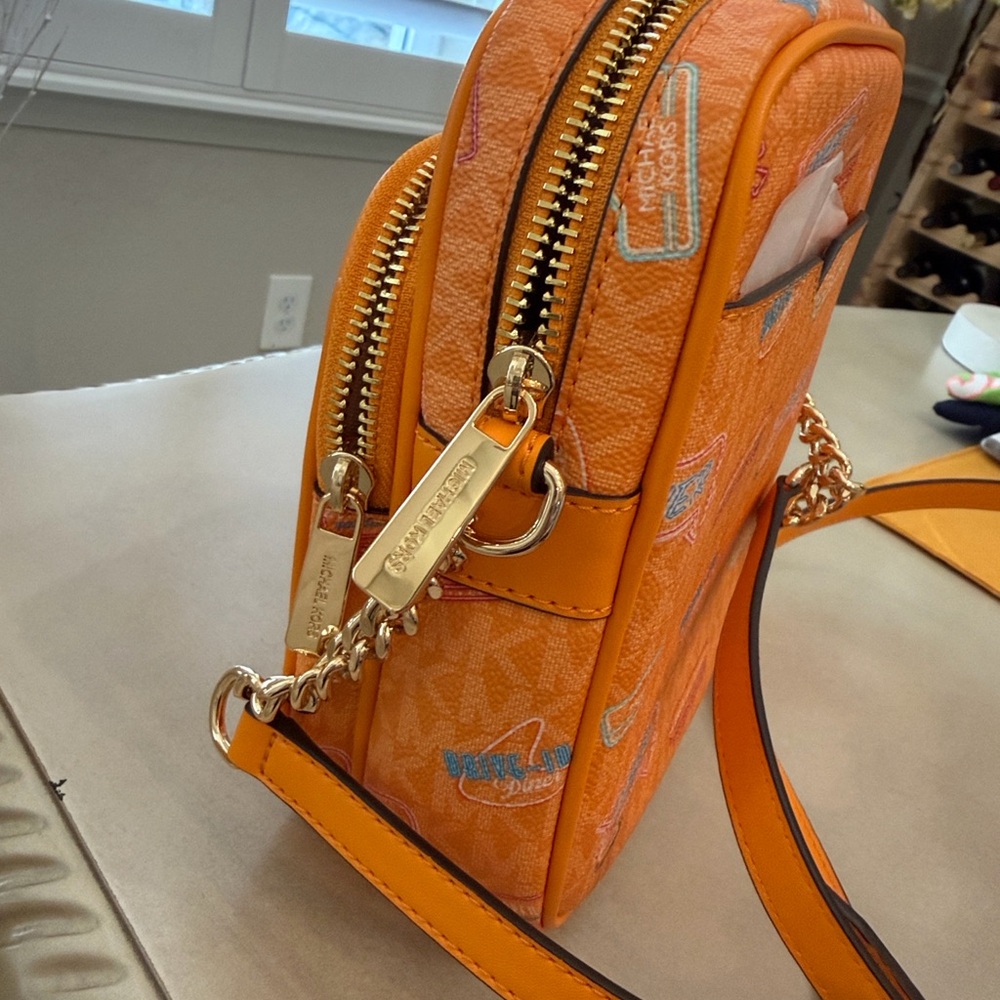 Michael Kors Jet Set Travel Vibrant Orange Graphic Crossbody Bag - Picture 12 of 12